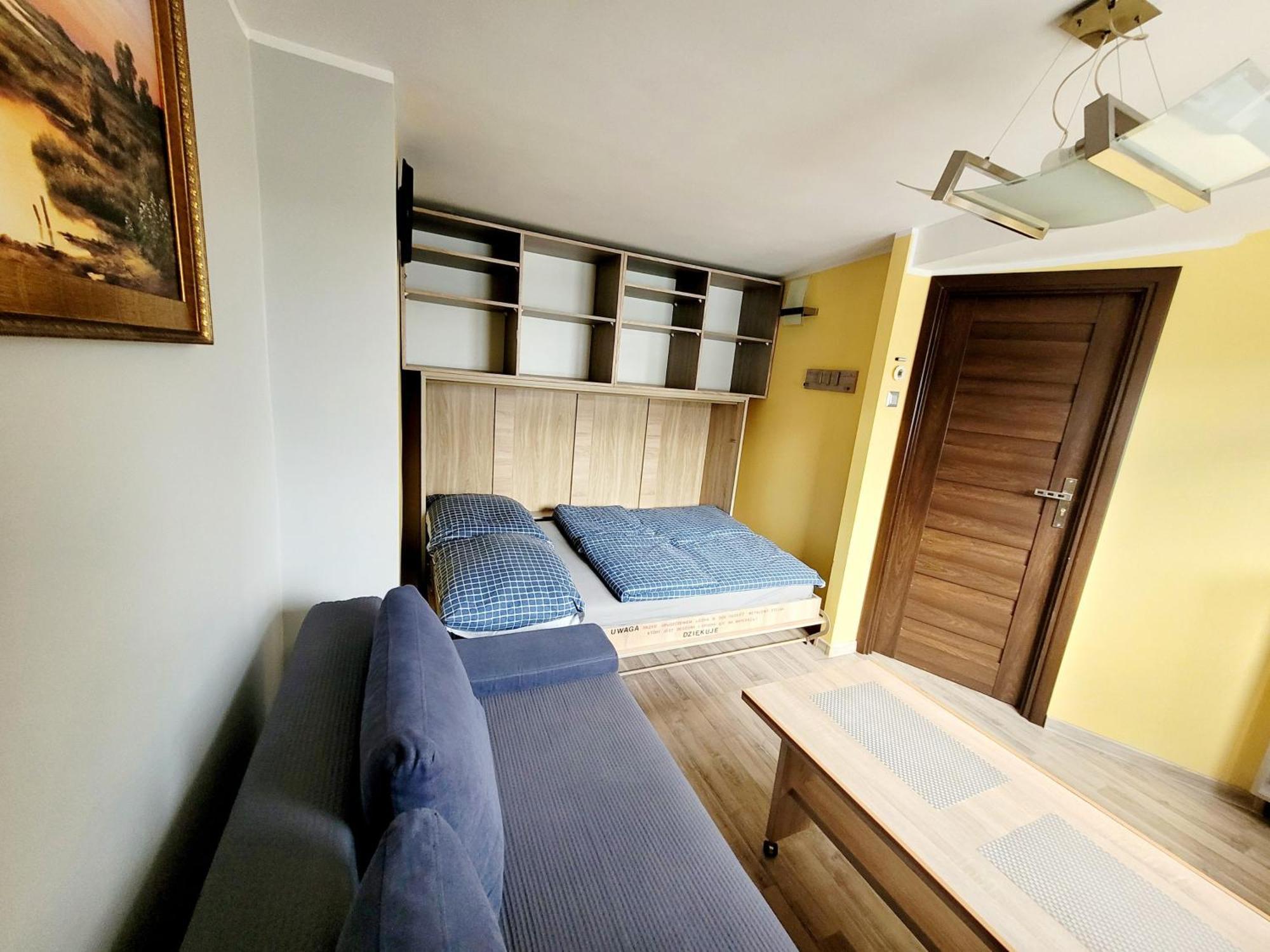 - Centre Main Station 170m Apartment Gdynia