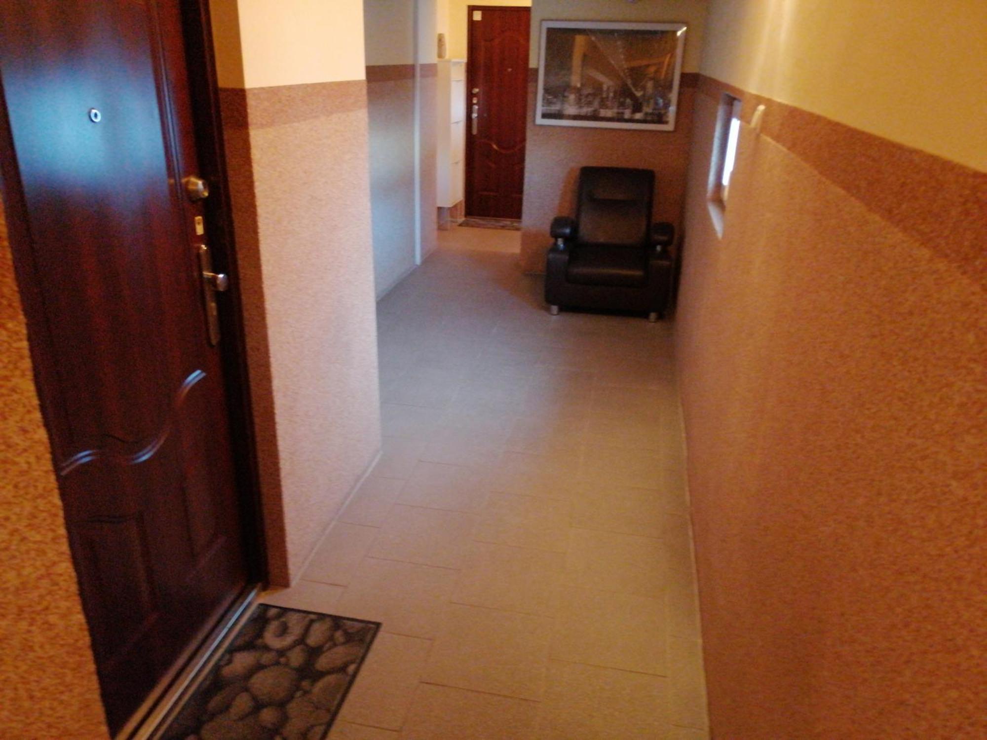 - Centre Main Station 170m Apartment